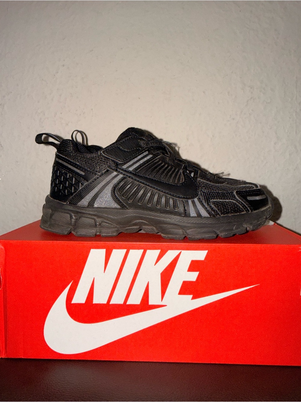 Nike Vomero 5 (Little Kids)